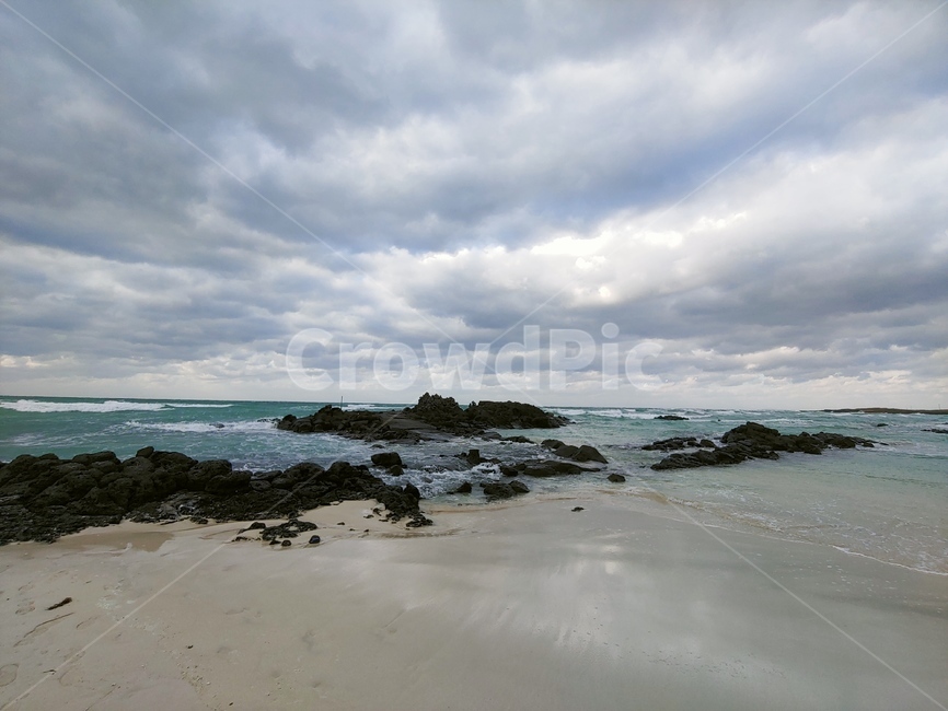 outdoors,nature,자연,water,물,해안선,sea,바다,연안,제주도,김녕,김녕해수욕장
