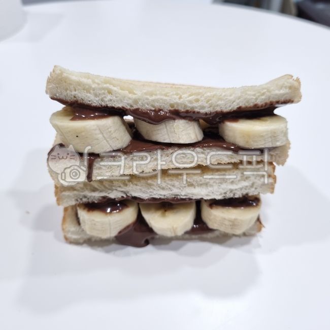 toast,dessert,Nutella Banana Toast,food