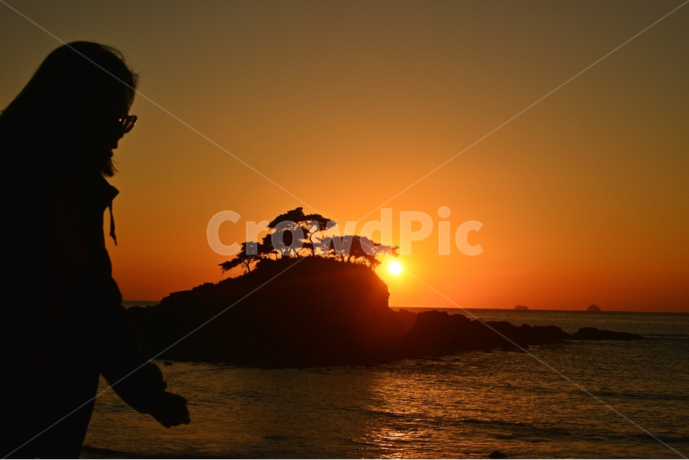 부안,솔섬,솔섬일몰,솔섬해넘이,해넘이,human,인간,person,사람,outdoors,옥외,nature,자연,sunset,일몰,sky,하늘,dusk,황혼,redsky,붉은하늘
