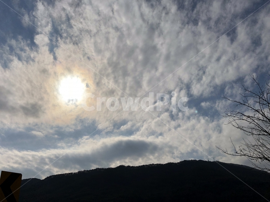 구름,하늘,바탕화면,배경화면,나무,Cloud,Sky,Background,Tree,Winter,자연,풍경,nature,landscape,outdoors,옥외,sky