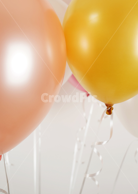 풍선,배경,백그라운드,파티,이벤트,컬러풀,balloon,기념일,생일,리본,party,birthday,congratulations,노랑,주황,컬러,기념일,축하,anniversary,congratulation,celebrate,celebration