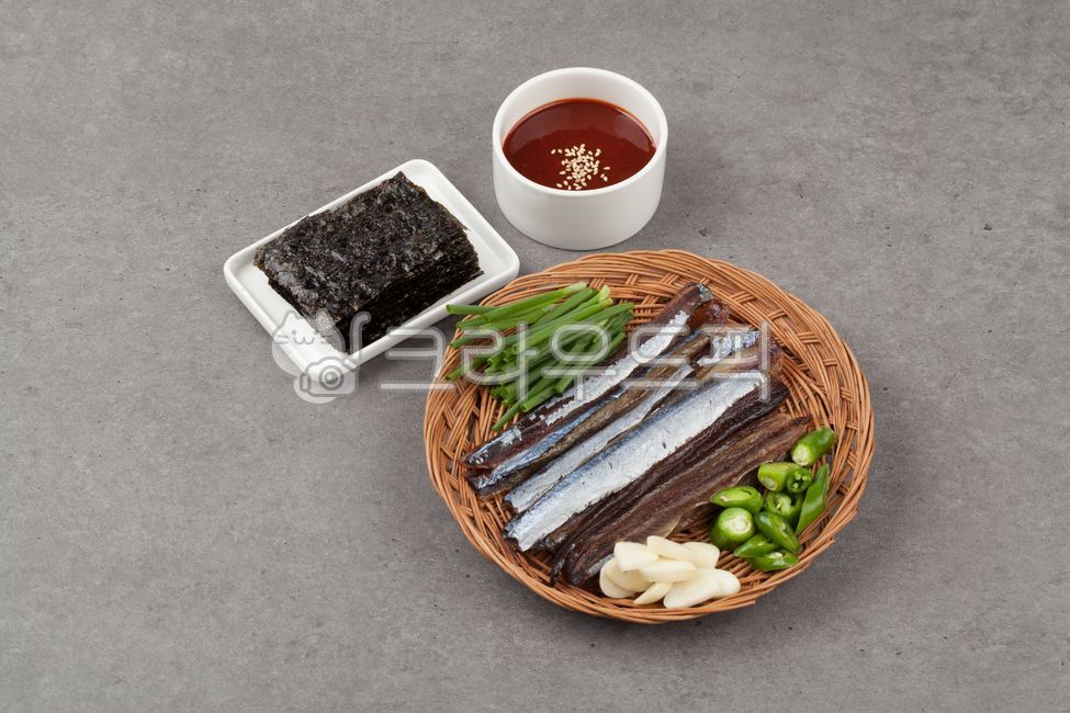 Gwamegi Hansang,Pohang and catfish,winter snacks,fish,vegetable,Guryongpo Gwamegi,Gwamegi,food,Pacific saury