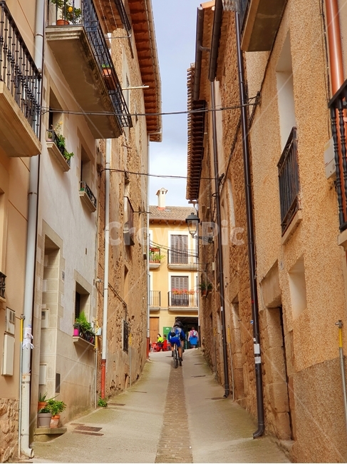 path,통로,walkway,보도,human,인간,person,사람,flagstone,판석,골목길,spain,스페인,골목길,alley