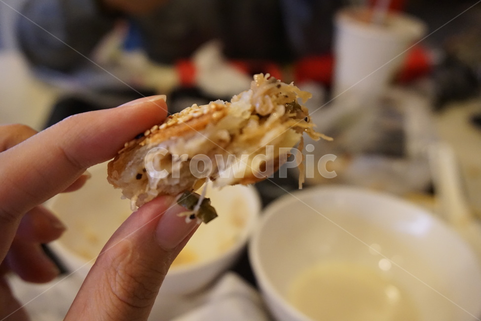 dish,요리,food,음식,meal,식사,bowl,사발,대만음식,중국음식,중식,중화요리,이색음식,맛있는음식,생선,생선튀김,fish,양미리,양미리튀김,길거리음식,스트리트푸드,튀김,포장마차,빵,빵튀김,튀긴빵,음식,식재료,요리,food,cook,meal,dishes,food reserves