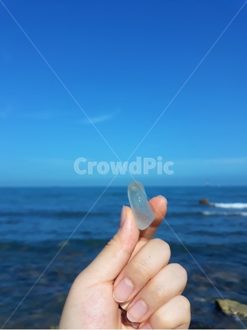 하늘,바다,손,유리,수평선