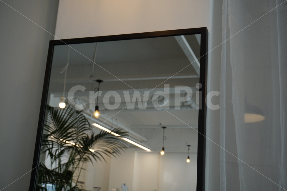 거울,미러샷,인테리어,조명,카페,인테리어,실내디자인,interior design,커피,카페,coffee,cafe