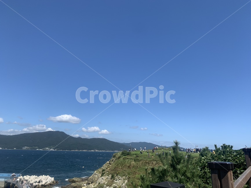 outdoors,옥외,nature,자연,water,푸른하늘,멋진구름,탁트인하늘,전망,경관,장관,산,힐링,화창함,자연,풍경,nature,landscape,promontory,곶,land,땅,물