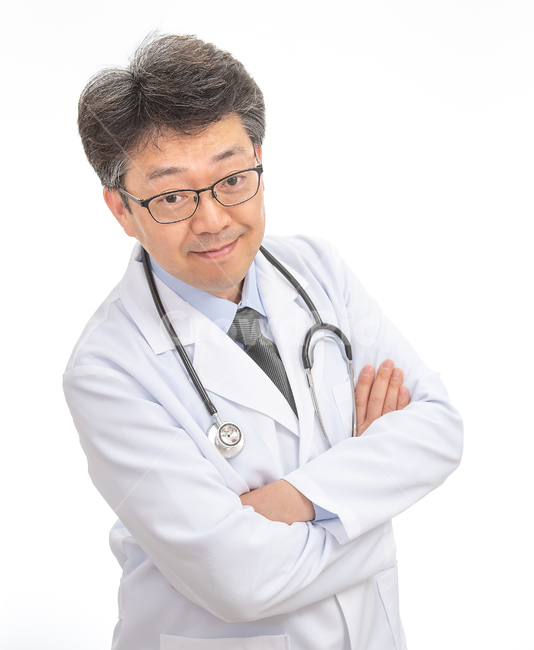 남자,의사,남성,누끼,중년,1인,안경,한국인,동양인,흰색배경,밝은,얼굴,전문직,의료,직업,건강,40대,흰배경,카피스페이스,정면,의학,병원,진료,흰색,자신감,아시아인,50대,질병,보건,주치의,카피,스페이스,위생,유니폼,한국사람,일본인,중국인,사람,1명,상반신,사람,인물,인간,human,person,얼굴표정,facial expression,face,남성,남자,man,male,감정표현,기분,feeling,emotion,의료,의학,병원,medical,hospital,clinic