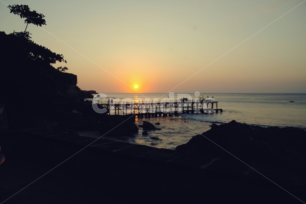 바다,해변,beach,파도,wave,열대,tropical,발리,bali,수평선,horizon,파랑,블루,blue,하늘,sky,일몰,sunset,석양,자연,풍경,nature,landscape,해변,바다,beach,sea,water,물,waterfront,워터 프론트,port,포트,pier,교각