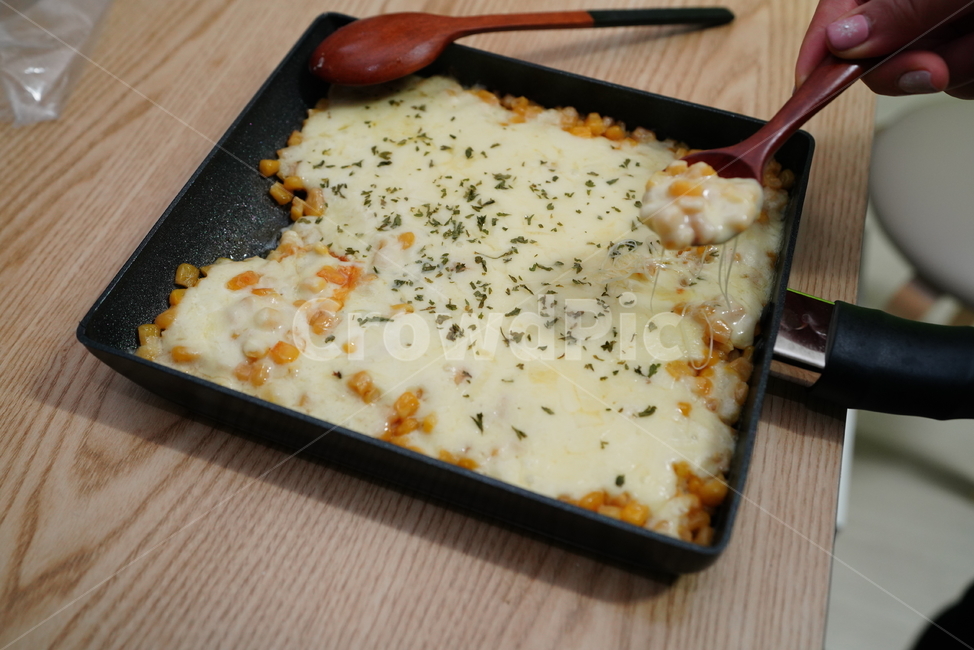 간식,콘치즈,음식,food,cheese,corn,옥수수,치즈,안주,먹거리,프라이팬,음식,식재료,요리,food,cook,meal,dishes,food reserves