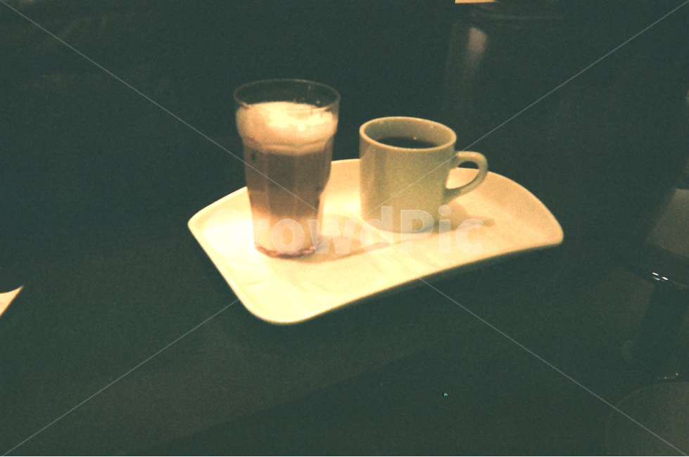 카페,커피,커피잔,라떼,아이스라떼,아메리카노,americano,latte,coffee,cup,필름사진,커피,카페,coffee,cafe