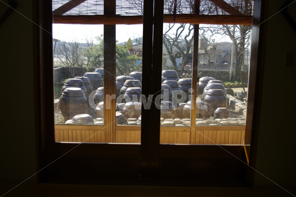 항아리,옹기,창,장복대,전통,한국전통,한국문화,korean traditional,korean culture,사물,물건,오브젝트,thing,object,matter
