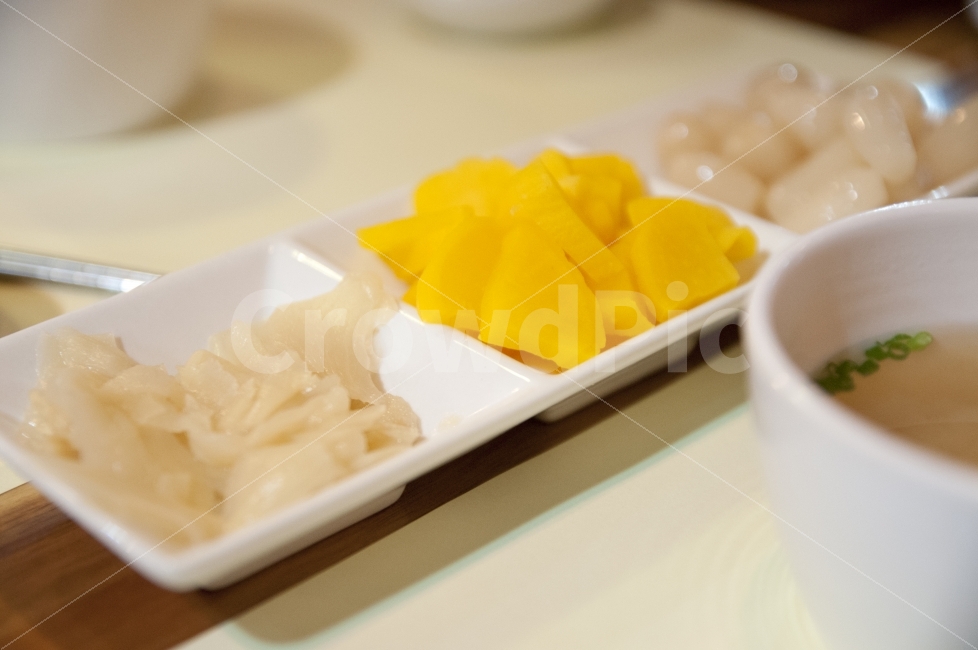 기본반찬,단무지,락교,생강절임,일식,일식반찬,음식,식재료,요리,food,cook,meal,dishes,food reserves