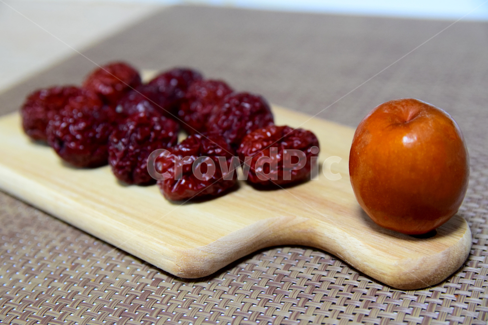 왕대추,대추,사과대추,과실,맛있는,마른대추,건대추,도마,가을열매,열매,fruits