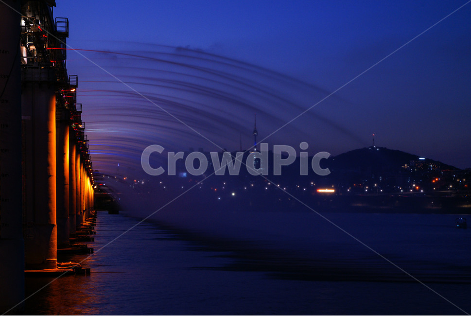 한강,장노출,반포대교,폭포,야경,반영,nightview,banpobridge,reflection,도시풍경,밤,건축물,야경,밤,풍경,nightscape,night,landscape,도시,city,한국도시풍경,한국도시경관,korea cityscape