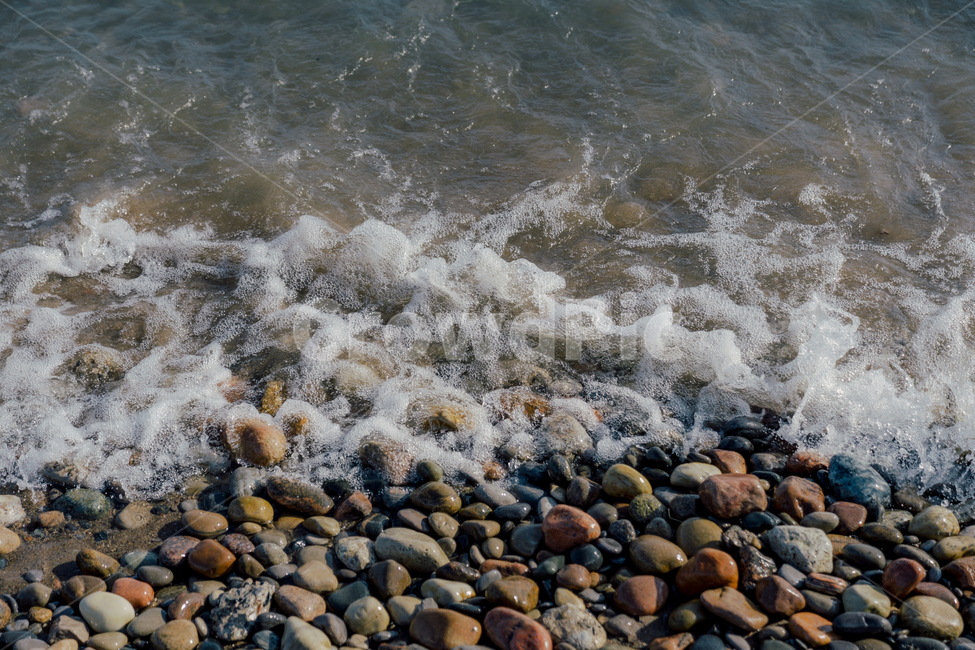 block,landscape,material,nature,stone,river,outdoor,pattern,pebble,rock,round,stream,symbol,stones,texture,wallpaper,water,wet,beach,grey,collection,background,abstract,backdrop,closeup,cobblestone,construction,cutout,조약돌,강가,물결,자연