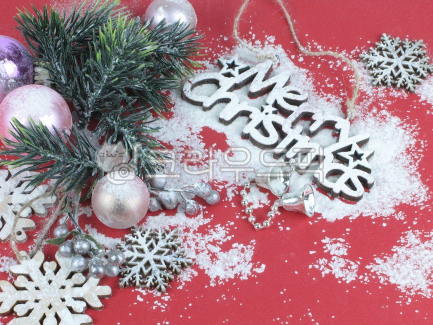 Christmas decoration,pine tree,Christmas photo contest,Christmas,deco,snow flower,bead decoration,tree,winter,winter decoration,white snow,christmastree,newyear,celebration,congratulation,snow,merrychristmas