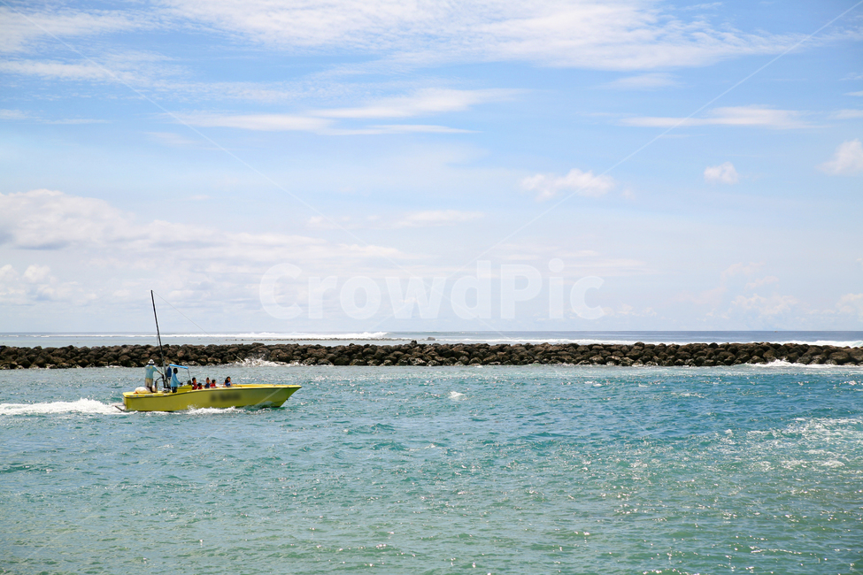 괌,투몬만,보트,구름,바닷가,바다,맑은,자연,풍경,nature,landscape,사람들,대중,군중,other people,crowd,transportation,교통,watercraft,선박,vehicle,차량