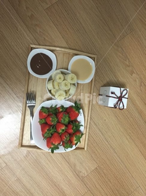 바나나,딸기,퐁듀,초코,초콜렛,과일,음식,식재료,요리,food,cook,meal,dishes,food reserves,과일,열매,fruit,채소,야채,vegetables,디저트,간식,후식,dessert,snack,커피,카페,coffee,cafe