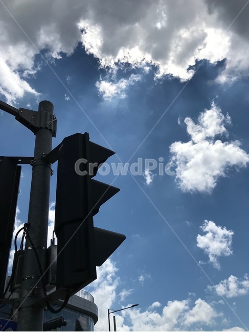 하늘,신호등,구름,거리,역광,SKY,TrafficLight,Backlight,ROAD,cloud,intersection,blue,교차로,교통,교통표지판