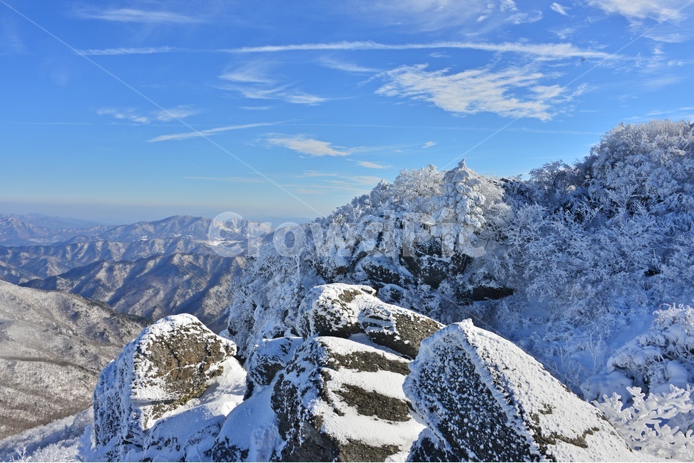 glacier,빙하,ice,빙,snow,nature,자연,landscape,경치,outdoors,옥외,향적봉,scenery,풍경,mountain,산,경관,무주,덕유산,설천봉,상제루,덕유산설경,상고대,눈,겨울,계절,중봉,겨울,계절,winter,season,자연,풍경,nature,landscape