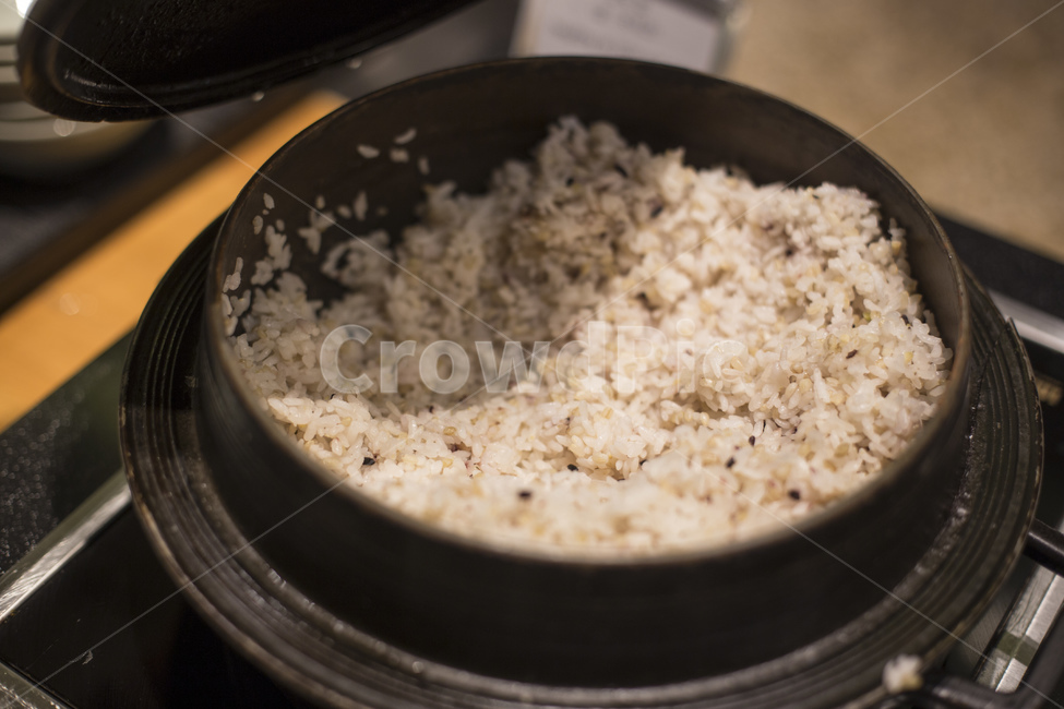 밥,밥솥,솥,누룽지,쌀,음식,음식,식재료,요리,food,cook,meal,dishes,food reserves,한식,한국음식,한국요리,korean food,korean dishes,korean meal,korean cook