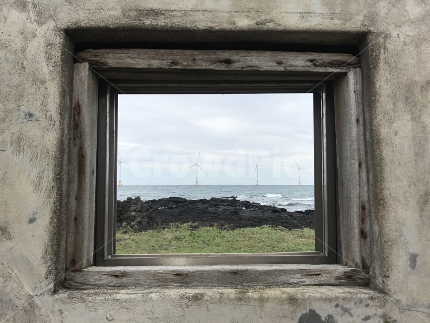 창문,배경,자연,바다,액자,자연액자,휴일,휴가,휴식,풍차,제주도,jeju,jeju island,window