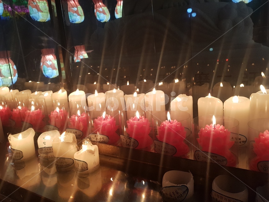 lighting,조명,candle,양초,절,소원,새해,빛,불빛,종교,신앙,religion,belief,faith