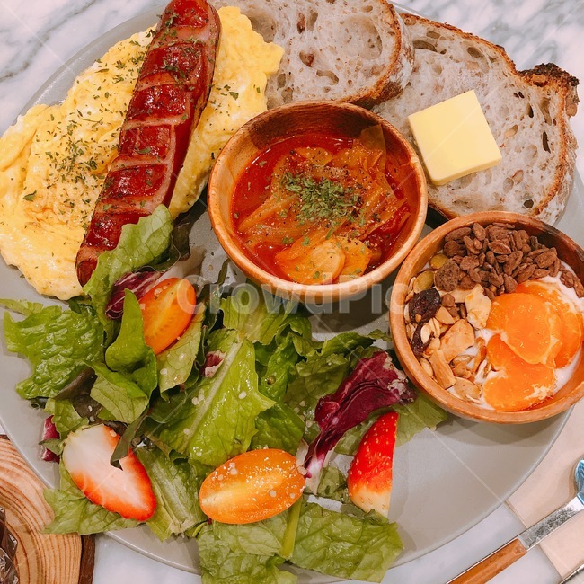 브런치,양식,아점,쏘세지,소시지,음식,식재료,요리,food,cook,meal,dishes,food reserves,아침식사,조식,브런치,breakfast,brunch