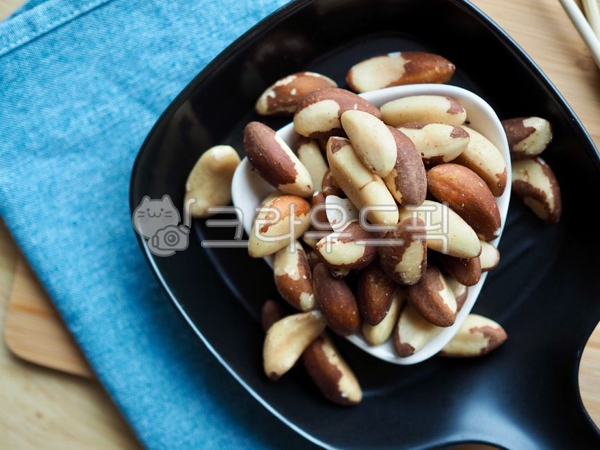 브라질너트,견과류,웰빙,음식,갈색,유기농,배경,웰빙음식,너트,background,wellnessfood,nut,brazilnut,nuts,wellbeing,food,brown,organic,음식,식재료,요리,food,cook,meal,dishes,food reserves,디저트,간식,후식,dessert,snack