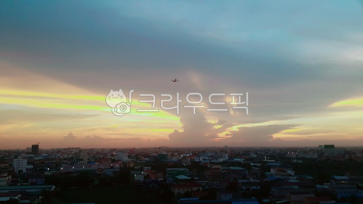 sky,cloud,Cambodia,Phnom Penh,nature,background,airplane