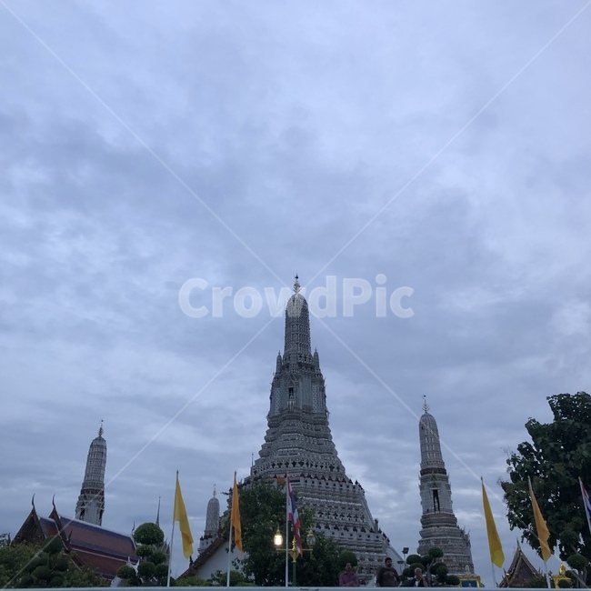 steeple,architecture,건축물,building,tower,탑,city,town,도시,첨탑,thai,태국,방콕,bangkok,휴가,랜드마크,landmark,tourist attraction,해외,외국,세계,foreign,oversea,world,세계랜드마크,해외랜드마크,외국랜드마크,world landmark,world tourist attraction,spire,뾰족한 탑,건물,시티,urban,어반,metropolis,중심지