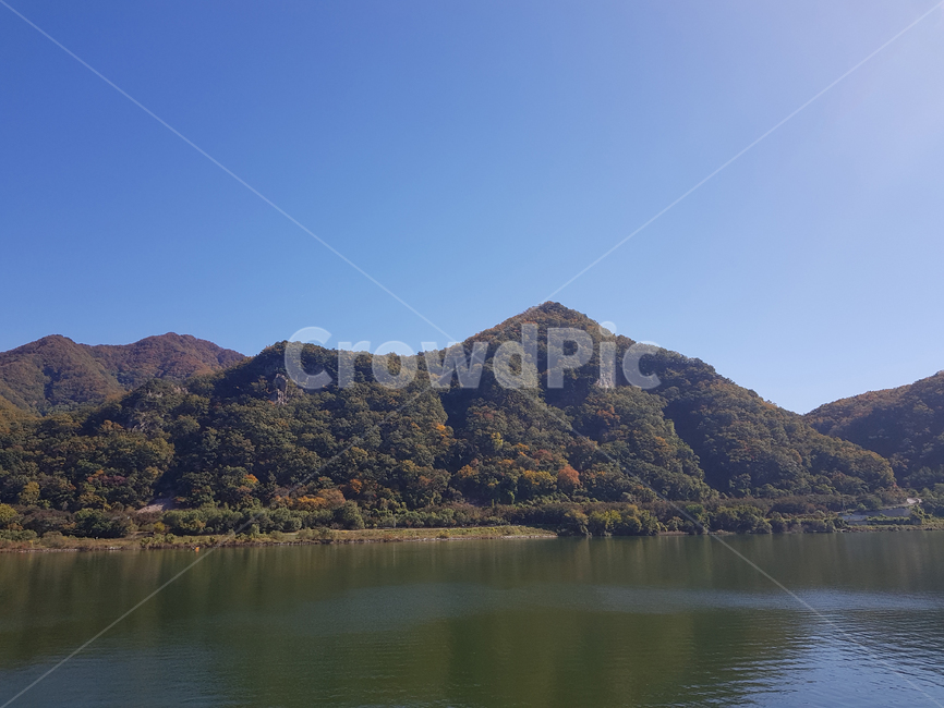 북한강,풍경,양수리,두물머리,양평,강물,자연,경치,하늘,산,봉우리,호수,야외,팔당댐,섬,나무,물,강,단풍,그린,자연,풍경,nature,landscape,outdoors,옥외,water