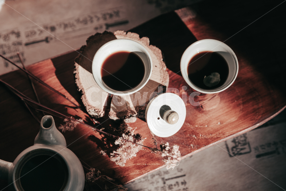 한약,전통찻잔,건강즙,전통차,약,다기세트,다도세트,전통다기,한방차,한방,한방즙,약초,건강,전통,한국차,전통방식,차,찻잔,다기,다도,동양,음료,카페,koreatea,teasets,teapot,bowl,drink,healthy,antique,ceramic,teacup,old,traditionaltea,orientaltea,healthtea,한국전통,한국문화,korean traditional,korean culture,음료수,drink,beverage,감성,sensible,feeling