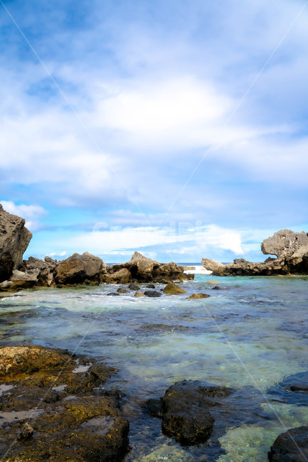 nature,자연,water,물,ocean,대양,sea,바다,shoreline,해안선,coast,연안,섬,island,돌,rock,stone