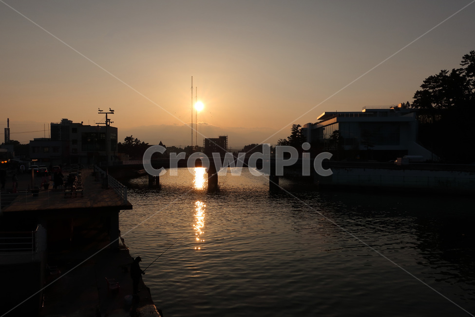 evening glow,Gangmun Beach,Dusk,gangmunbeach,twilight,sunset spot,gangmun,sunset,Tourist destination,nightfall,orange sky