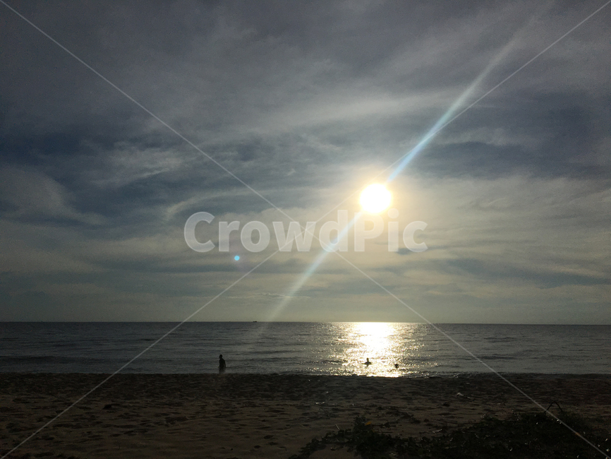 바닷가,바다,해변,노을,풍경,태양,빛,사람,해변가사람,자연,풍경,nature,landscape,light,flare,플레어
