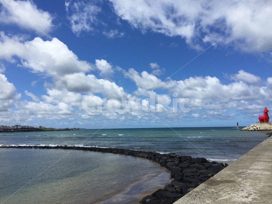 제주도,이오테우해변,말등대,하늘,바다,여름,해변,자연,풍경,nature,landscape,shoreline,해안선,water,물,outdoors,옥외,ocean,대양,sea