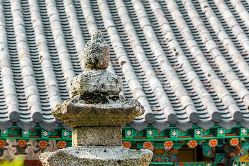 기와,전통,탑,선,패턴,한국전통,한국문화,korean traditional,korean culture,조각상,동상,석상,조형물,statue,bronze statue,stone statue,종교,신앙,religion,belief,faith,건축물,건물외관,exterior,building,structure,architecture,construction