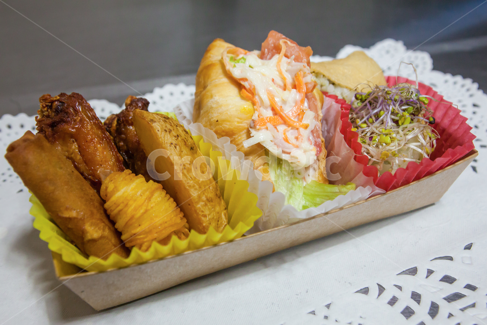 음식,food,도시락,샌드위치,유부초밥,튀김,식사,먹거리,한끼,lunchbox,sandwich,sushi,fried,meal,음식,식재료,요리,food,cook,meal,dishes,food reserves,빵,bread,디저트,간식,후식,dessert,snack