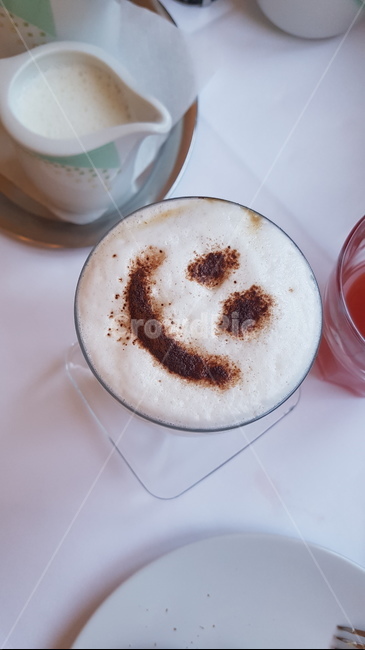 커피컵,라떼,latte,마실것,beverage,컵,coffeecup,coffee,스마일,커피,카페,coffee,cafe