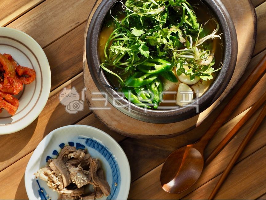 냉이,냉이된장국,한식,된장국,된장찌개,반찬,배경,음식,요리,한국음식,아시아음식,전통음식,한국문화,웰빙,웰빙음식,misosoup,soybeanpastestew,sidedish,background,food,cooking,koreanfood,asianfood,traditionalfood,koreanculture,wellbeing,wellnessfood,한국전통음식,식사,채소,야채,meal,vegetable,koreantraditionalfood,음식,식재료,요리,food,cook,meal,dishes,food reserves,한식,한국음식,한국요리,korean food,korean dishes,korean meal,korean cook