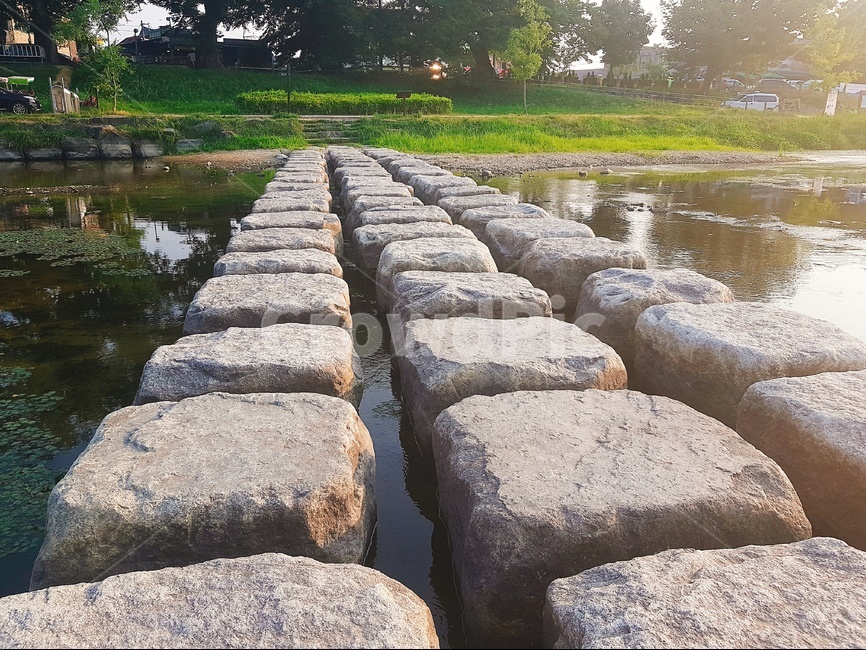 돌,돌다리,길,물,여름,자연,풍경,nature,landscape,path,통로,walkway,보도