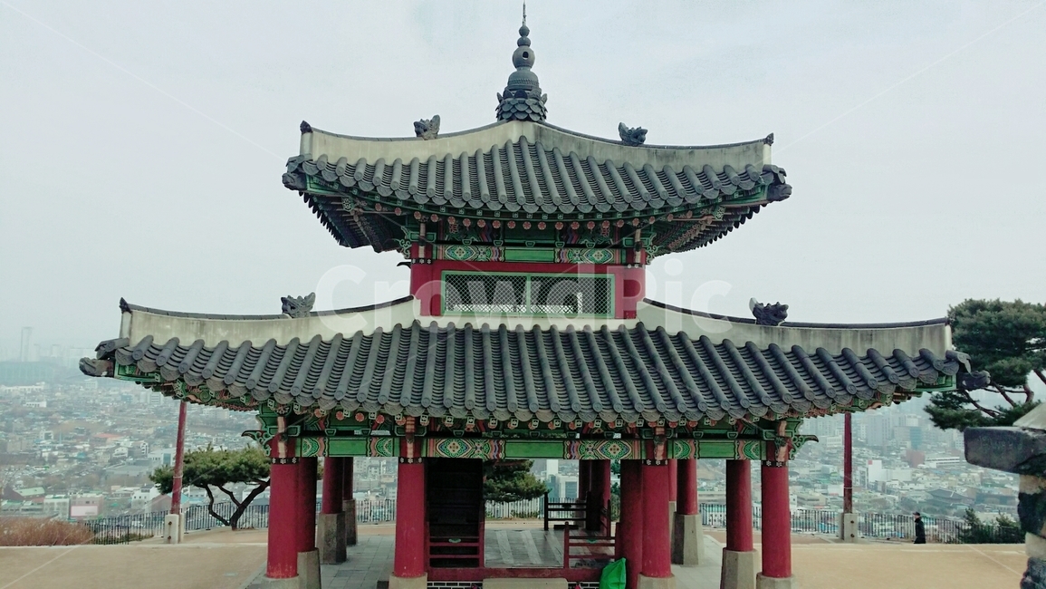 architecture,건축물,building,건물,shrine,탑,pagoda,예배,worship,신사,temple,신전,서장대,화성,산,등산,구름,나무,하늘,신년