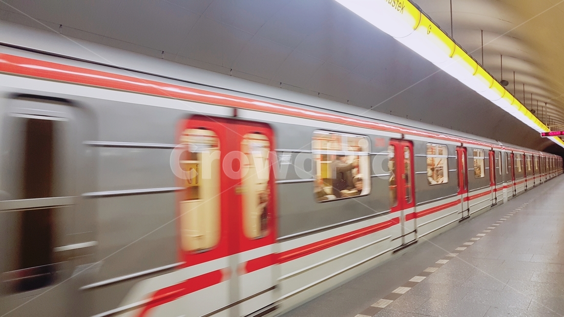 trainstation,기차,vehicle,transportation,교통,지하철,subway,교통,교통수단,traffic,transportation