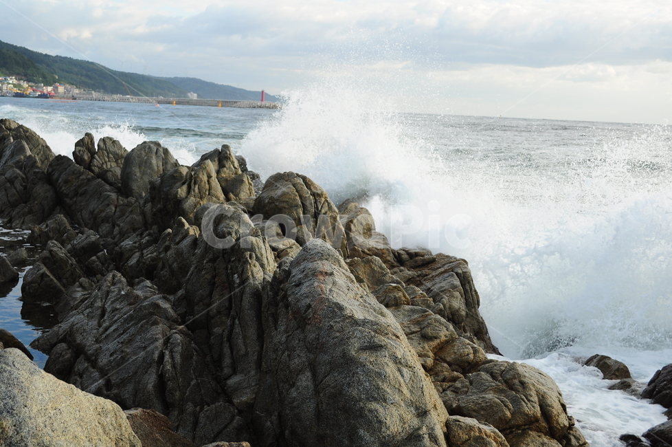 바다,파도,바위,해변,동해바다,자연,풍경,nature,landscape,ocean,대양,water,물,outdoors,옥외,sea,promontory,곶