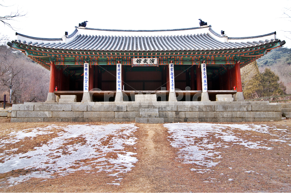 연무관,무술,무도,남한산성,연병관,고건축,조선시대,군사훈련,지휘소,주련,겨울,계절,winter,season,한국전통,한국문화,korean traditional,korean culture,건축물,건물외관,exterior,building,structure,architecture,construction