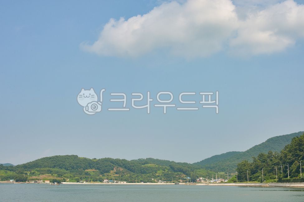 background paper,house,cloud,Beach,Town,sight,advertisement,Emotion,Gyeongsangnamdo,Namhaegun,nature,countryside,Gyeongsangdo,south sea,butterfly shape,water,korea,outdoors,ocean,blue,background,travel