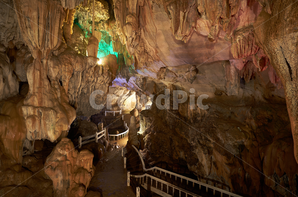 라오스,방비엥,탐짱동굴,탐장동굴,laos,vangvieng,thamchang,cave,동굴계단,종유석,석순,경관,관람로,해외,외국,동남아시아,자연,풍경,nature,landscape,해외,외국,세계,foreign,oversea,world,세계자연풍경,해외자연풍경,외국자연풍경,world nature landscape,동굴
