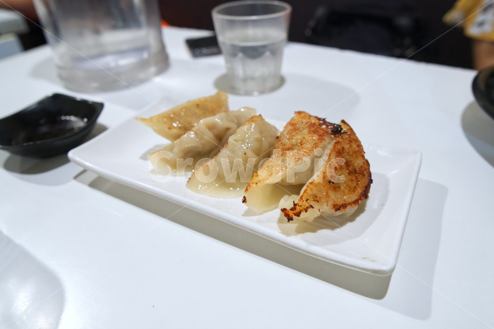 맛집,교자,만두,군만두,구운만두